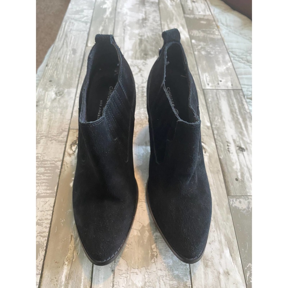 Chinese Laundry blackj suede booties 8.5
